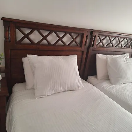 Athenea * كوراليهو