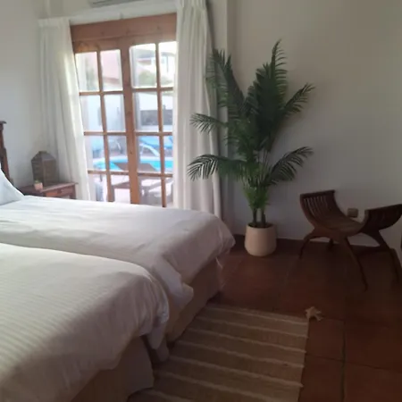 וילה Athenea קורלחו