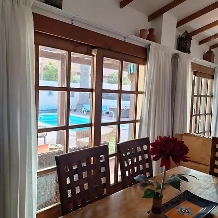 Athenea קורלחו